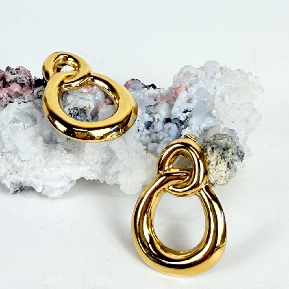 Gold Tone Twisted Post Vintage Classic Earrings